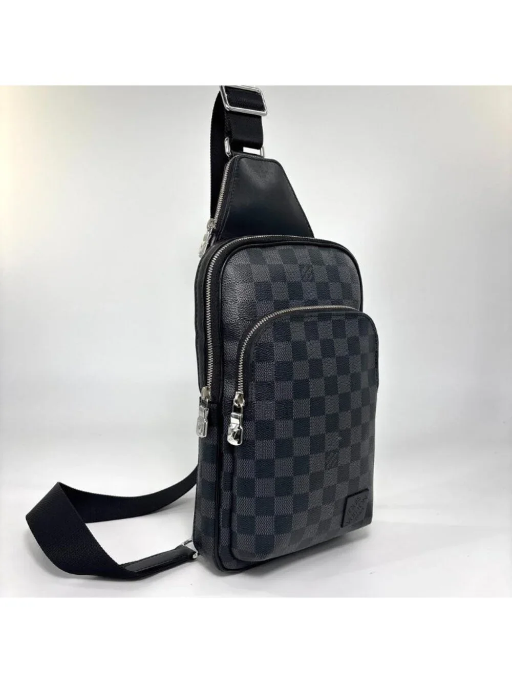 Louis Vuitton Damier Graphite Avenue Sling